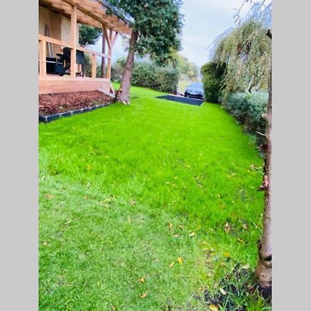 Moderner Einraumbungalow auf eigenem Grundstück Flecken Zechlin Exterior foto